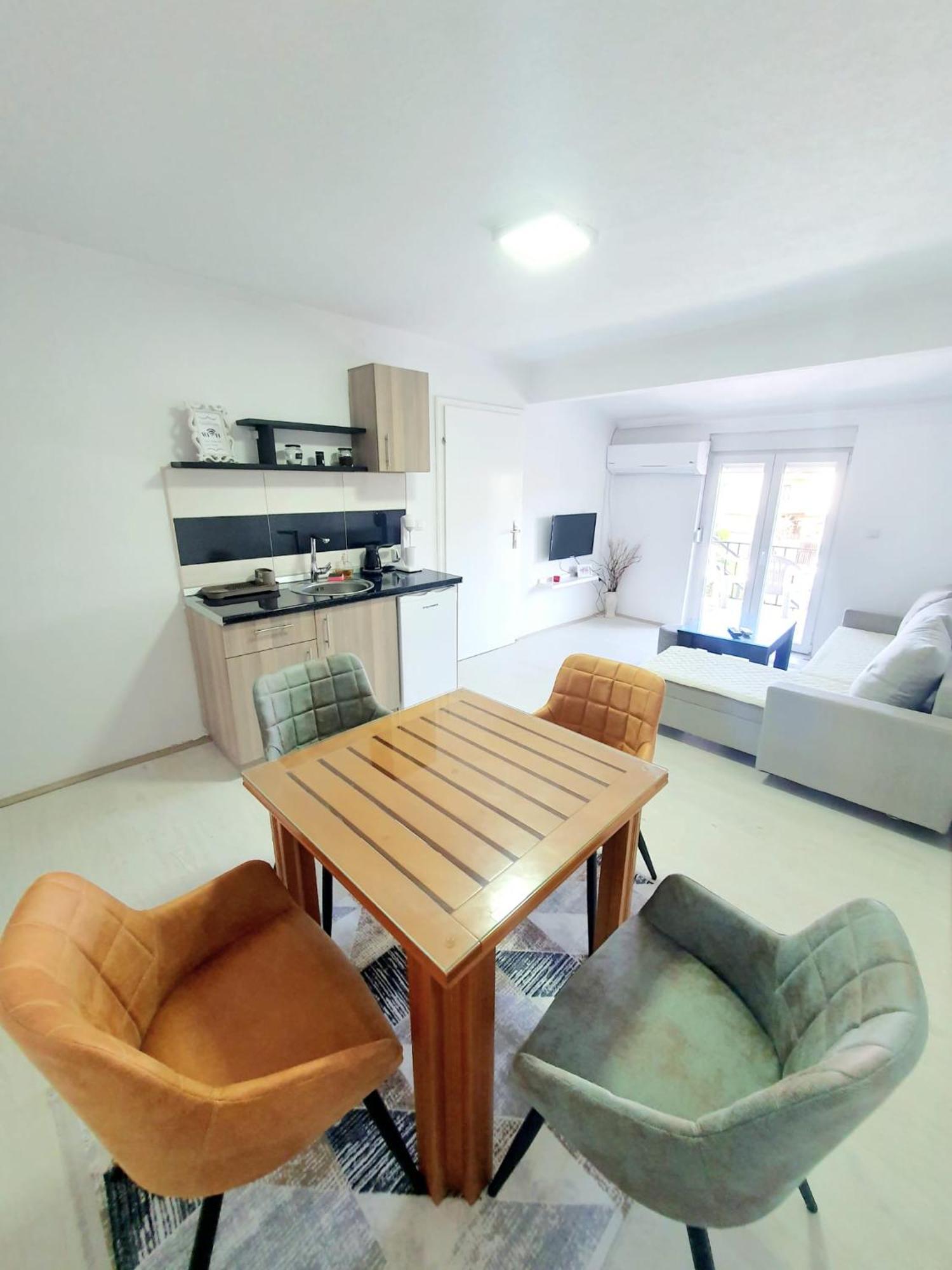 Eftimija Apartments ゲヴゲリヤ エクステリア 写真