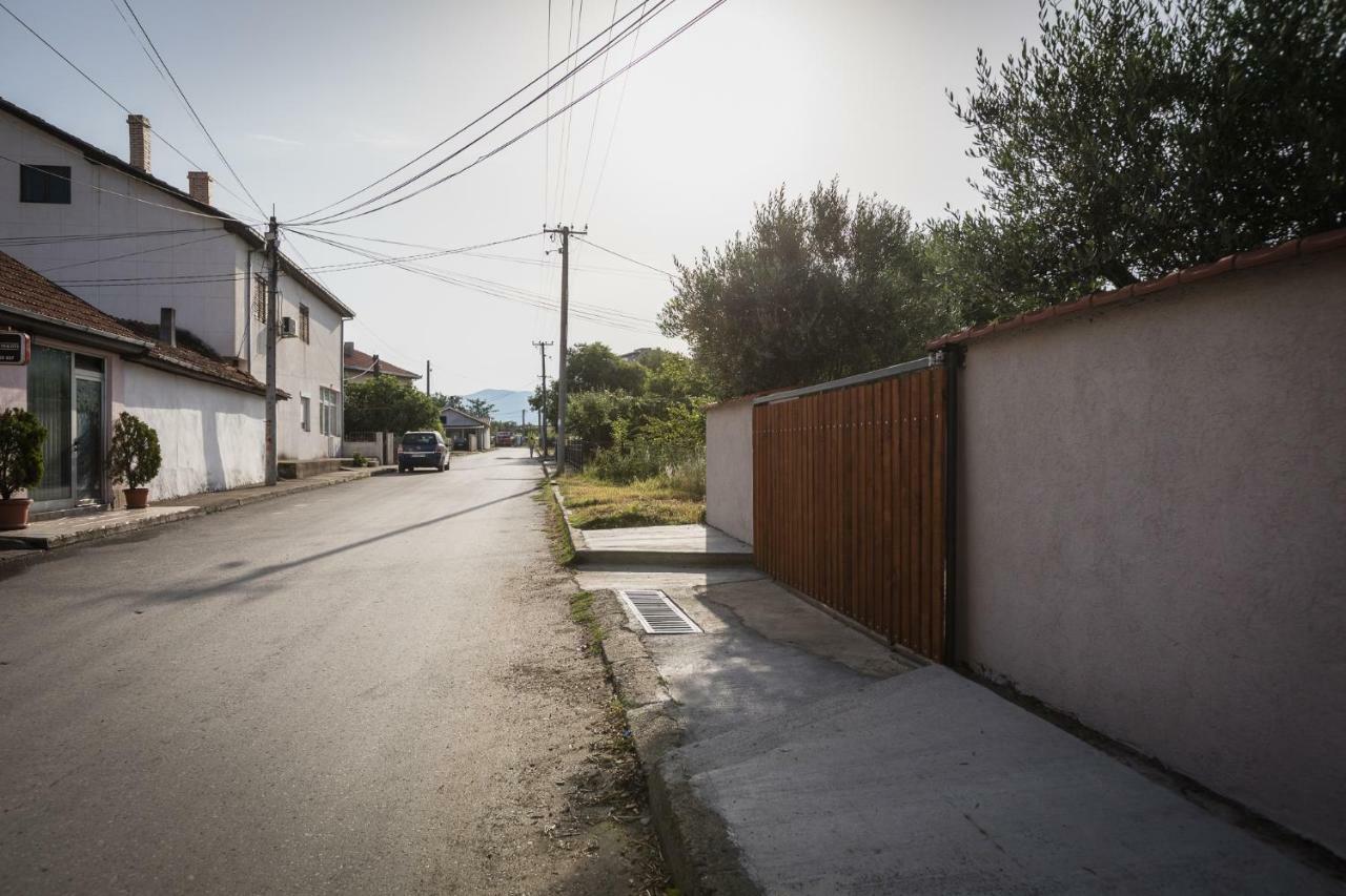 Eftimija Apartments ゲヴゲリヤ エクステリア 写真
